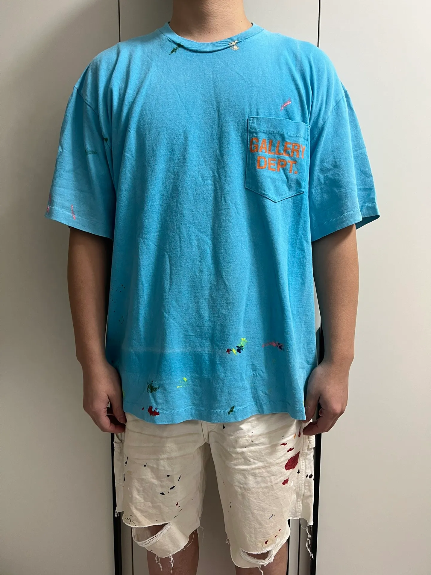 GALLERY DEPT. VINTAGE LOGO PAINTED TEE/Turquoise washed and distressed VINTAGE LOGO retro English pocket short sleeves lake blue S-XL ready-to-wear dyeing, hand-sewn and smeared with horseradish and fried with salt, very heavy industry, manufacturing dark and light fading technology, hand-splashed ink graffiti, genuine acrylic material